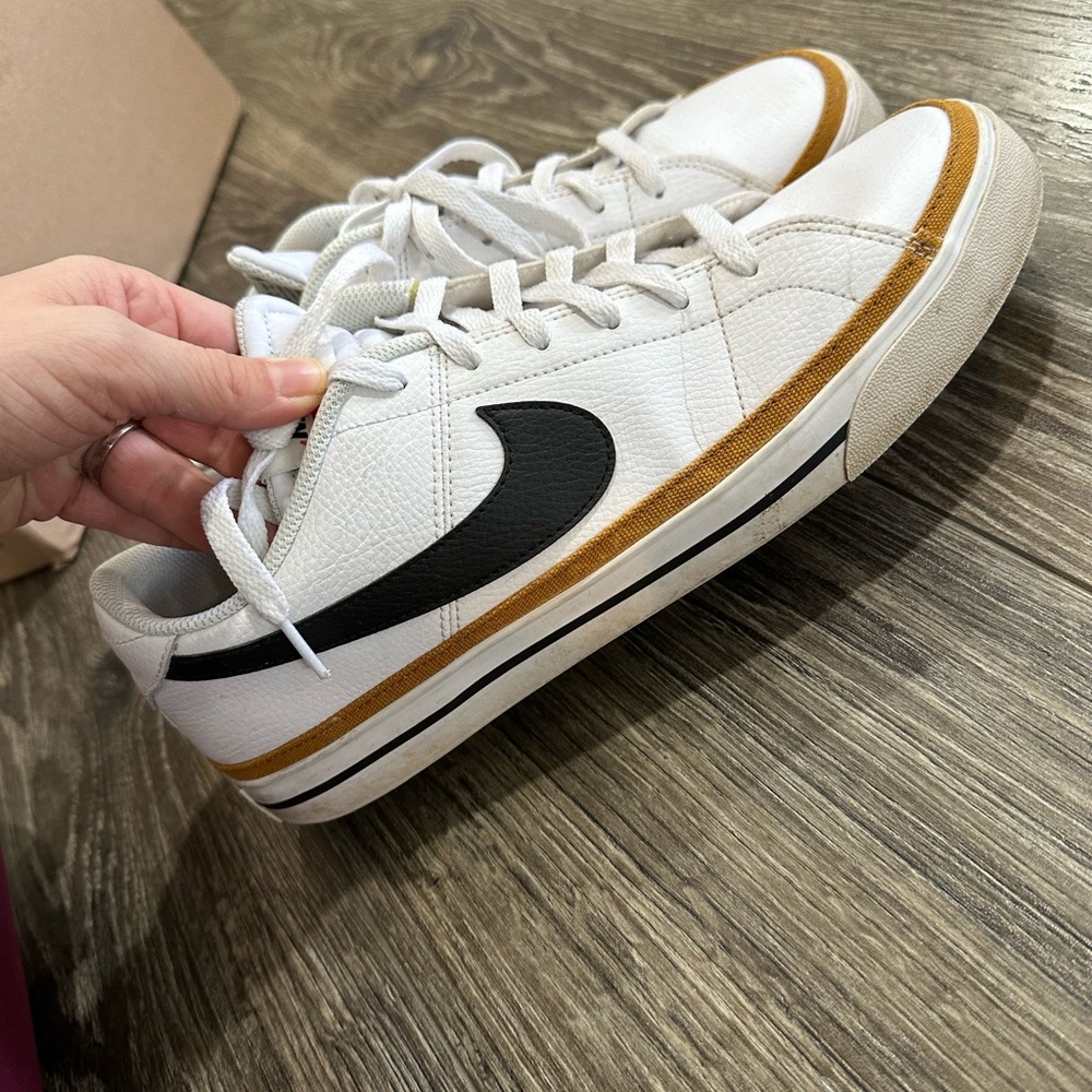 Nike 11